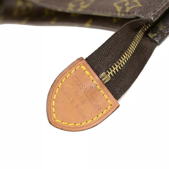 LOUIS VUITTON Poche Toilette 26 Clutch Hand Bag Monogram Leather - Picture 13 of 13